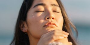 Read more about the article The Ultimate Guide to the 20 Best Lips Balms with