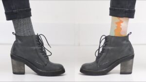 Read more about the article Styling Minimalist Accessories for a basic Outfit: Women’s Fashion